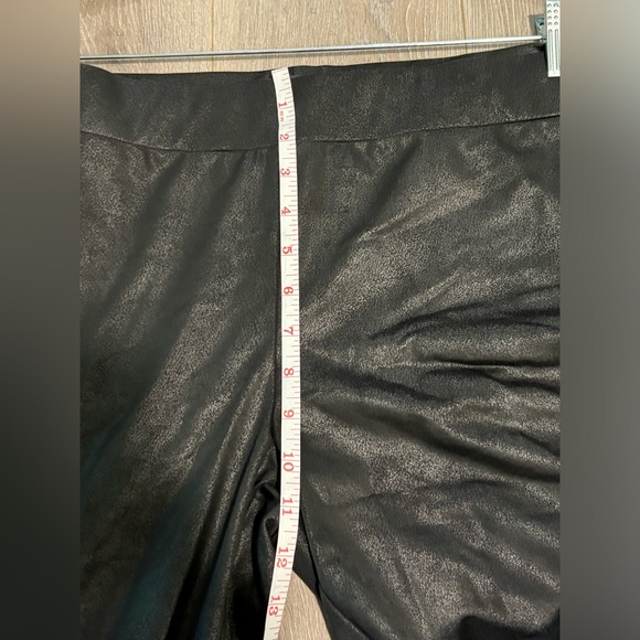 NWT NYDJ lift tuck technology coated basic leggings. Size 12 - Picture 9 of 10